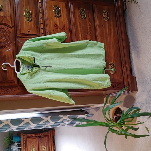 WOMEN'S GREEN VINTAGE 100% COTTON SHORT SLEEVE TOP SIZE SMALL - Picture 1 of 7